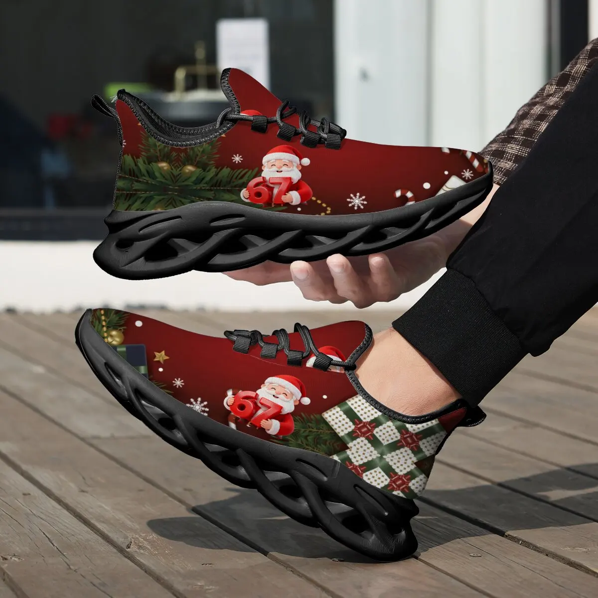 

Mens Training Shoes Gym Red Christmas Santa Claus Number 67 Festive Running Shoes Lightweight Walking Sneakers 2025 Comfortable