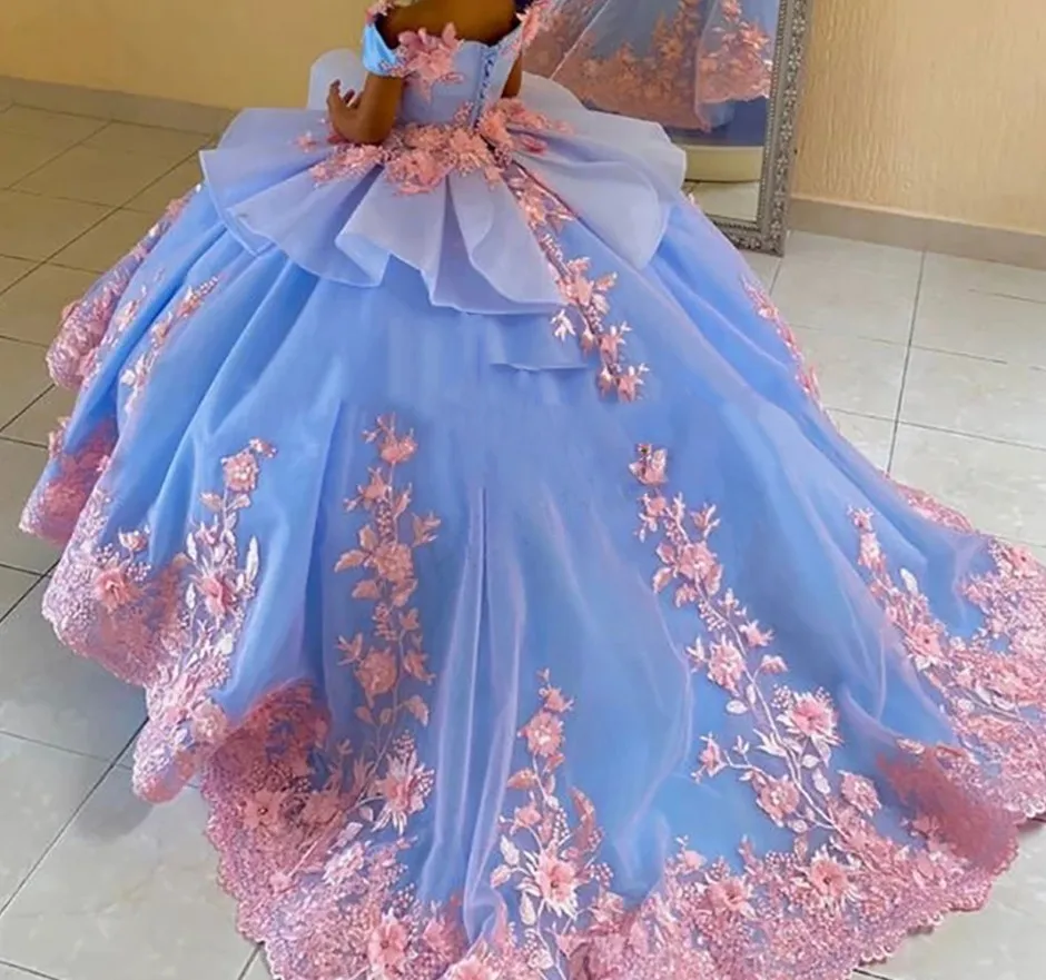 Blumenmädchenkleid Luxus Blau Für Hochzeit Baby Prinzessin Ballkleider Spitzenapplikationen Schulterfrei V-Ausschnitt Erstkommunionkleid