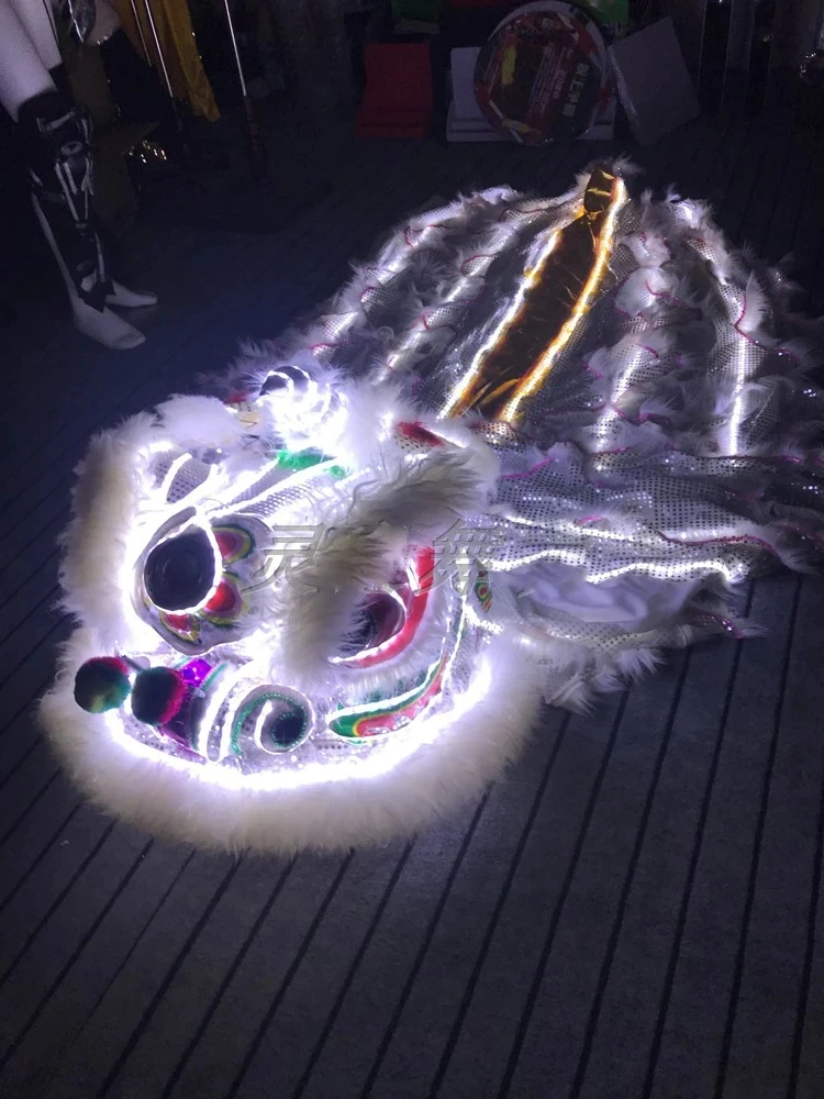 Costume de danse Lion en laine à lumière blanche, tissu de spectacle de scène pour boîte de nuit, Lion du sud, cosplay halloween Dragon Dance Bar