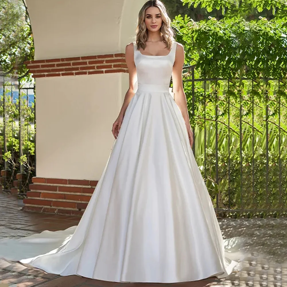 Simple Sleeveless Square Collar Wedding Dress Sexy Open Back with Bow and Buttons Bridal Sweep Train Marriage Gowns Pocket