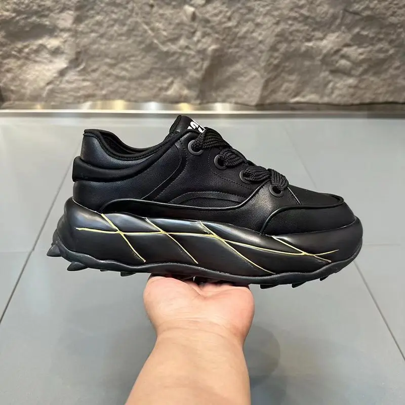 Spring 2024 New Height Increasing Lightweight Shock Absorption round Head Soft Bottom Comfortable Sports Casual Daddy Shoes Men