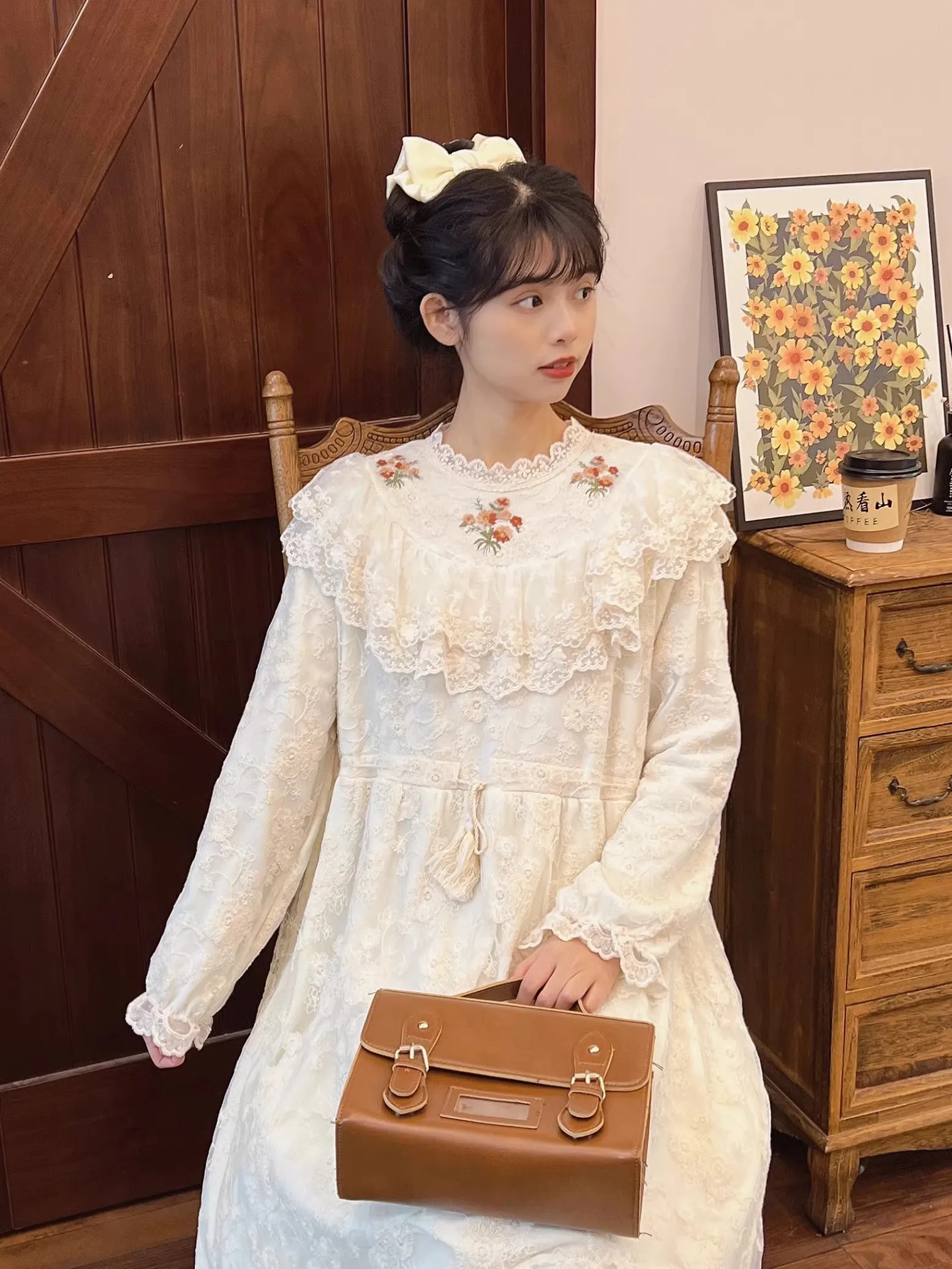 Vintage Embroidery Lace Ruffled White Dress Women Japanese Mori Doll Collar Long Sleeve Dress Casual Drawstring Loose Vestidos