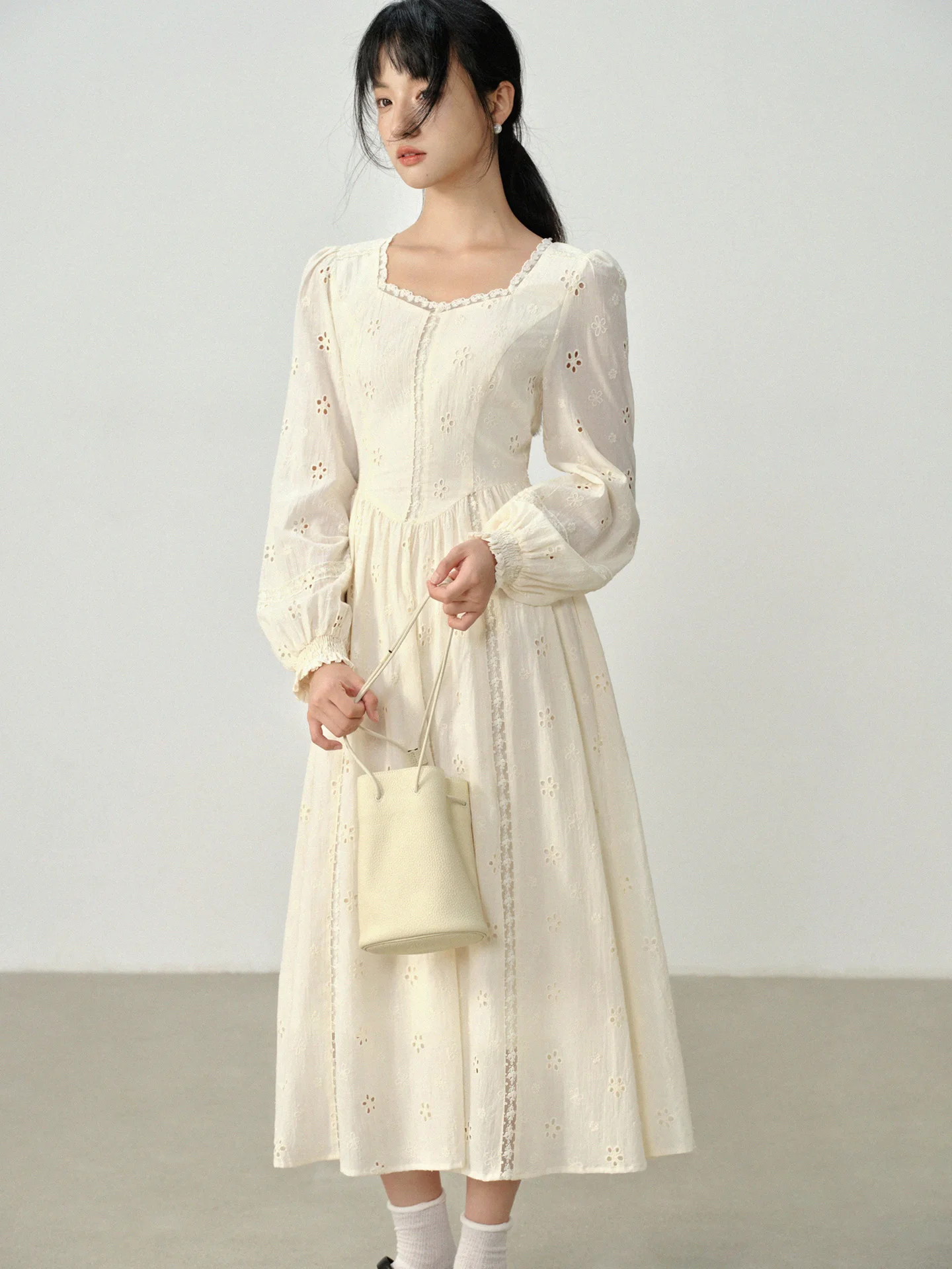 Vestido largo elegante y dulce de Encaje Vintage con mangas abullonadas, vestido largo ajustado de otoño con cintura acampanada y plisado de estilo francés para mujer