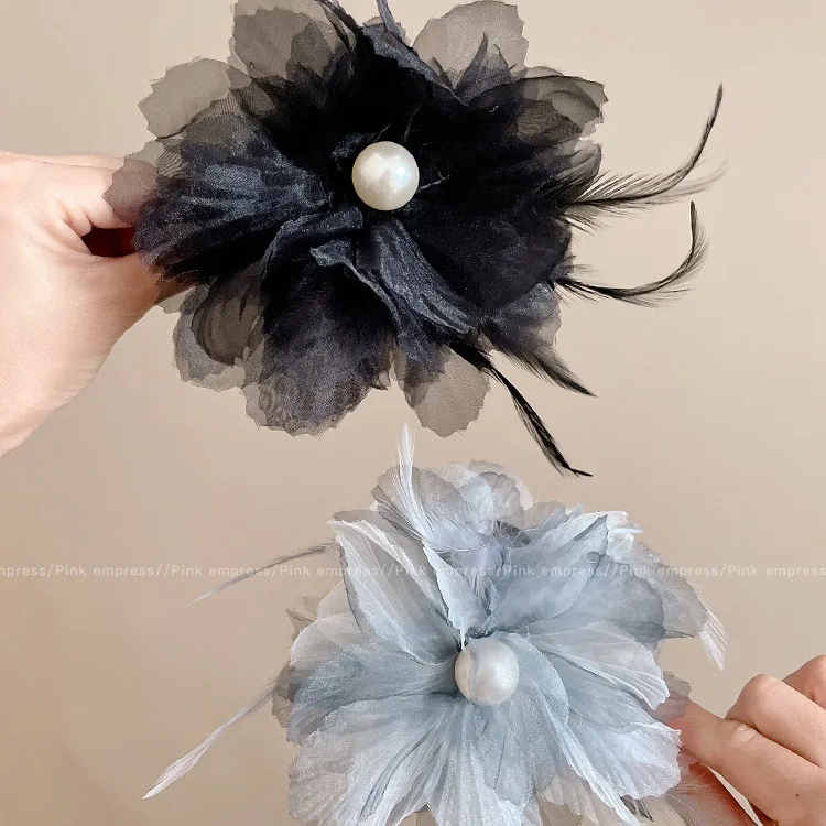 Ethereal Feather Shark Hair Jaw Clip for Women Back of Head Daily Use Premium Lightweight Non Slip Soft Durable Comfortable
