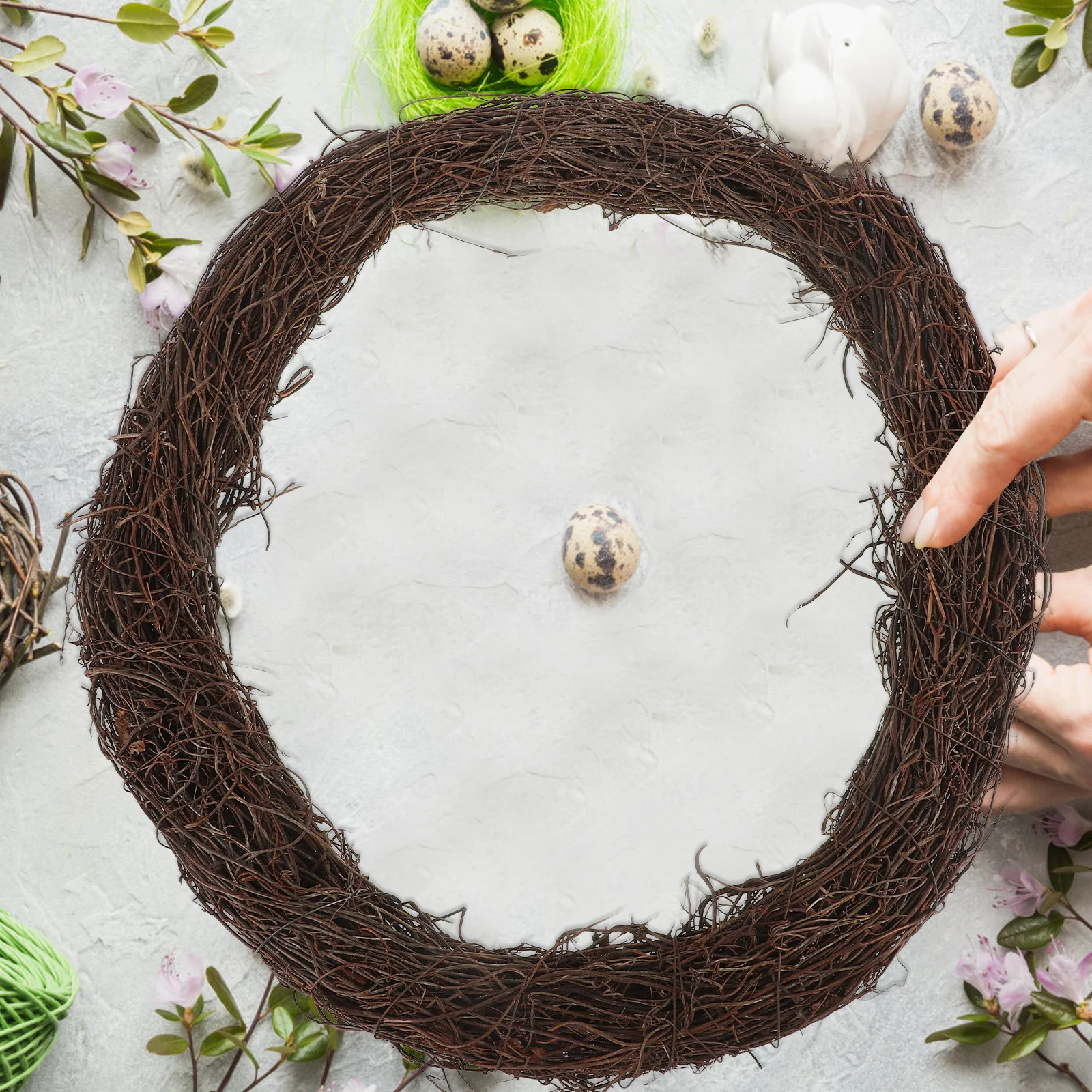 

2Pcs Natural Grapevine Christmas Wreaths 35Cm Rustic Rattan Vine Twig Wreaths for Front Door Wedding Holiday Wall Hanging Decor