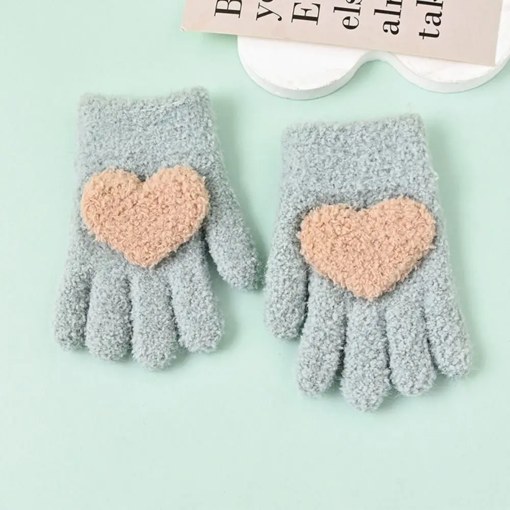

2Pairs Gift Cute Children's Warm Gloves Soft Breathable Five Finger Gloves Keep Warm Heart Shaped Solid Gloves Boy