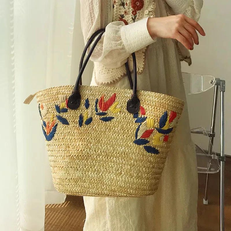 Large capacity tote bag fashion embroidered grass woven women bag shoulder bag summer vacation beach bag women  handbag