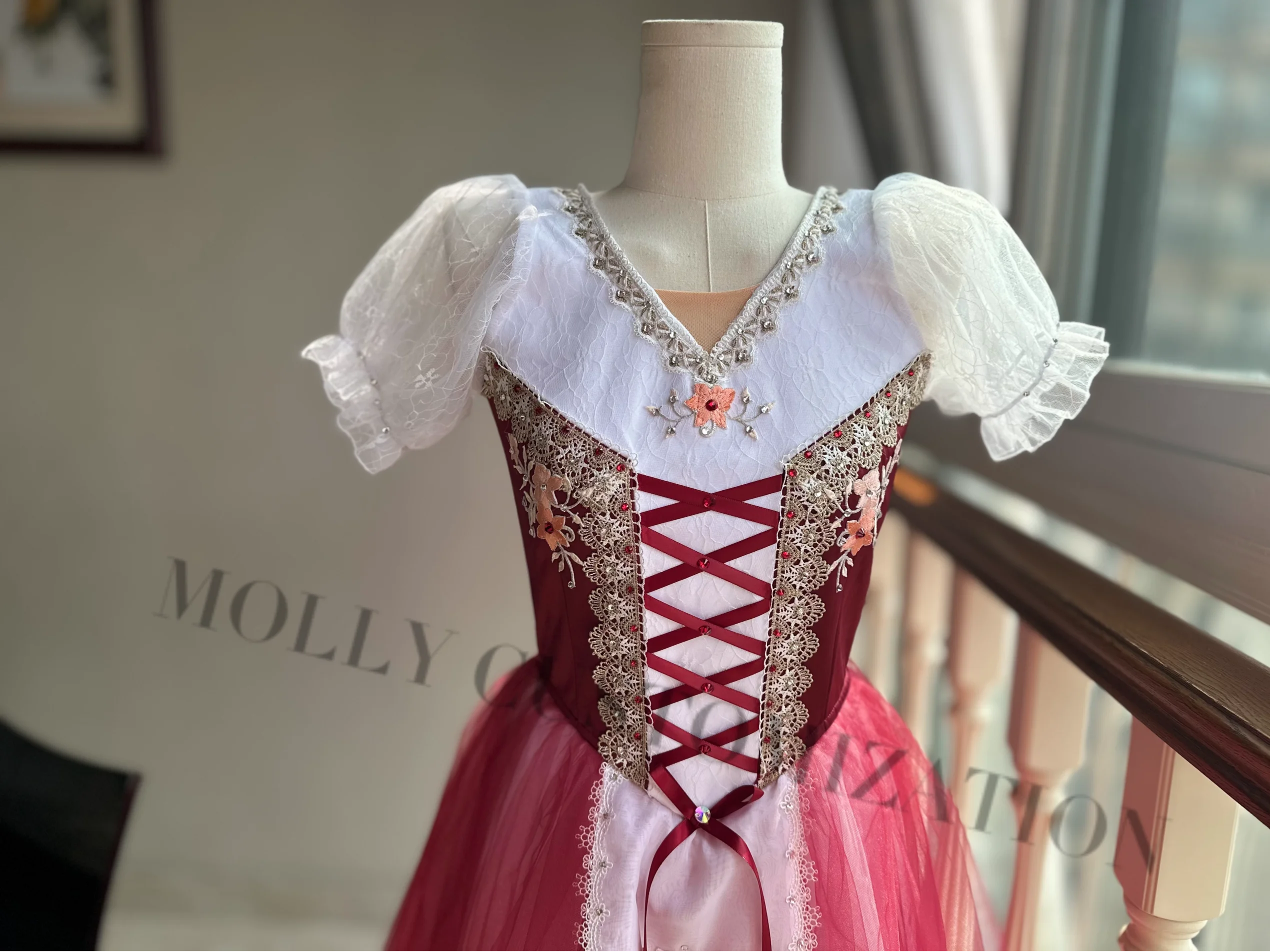2024 latest green romantic ballet dress for adults and children high-end customized performance competition ballet clothing