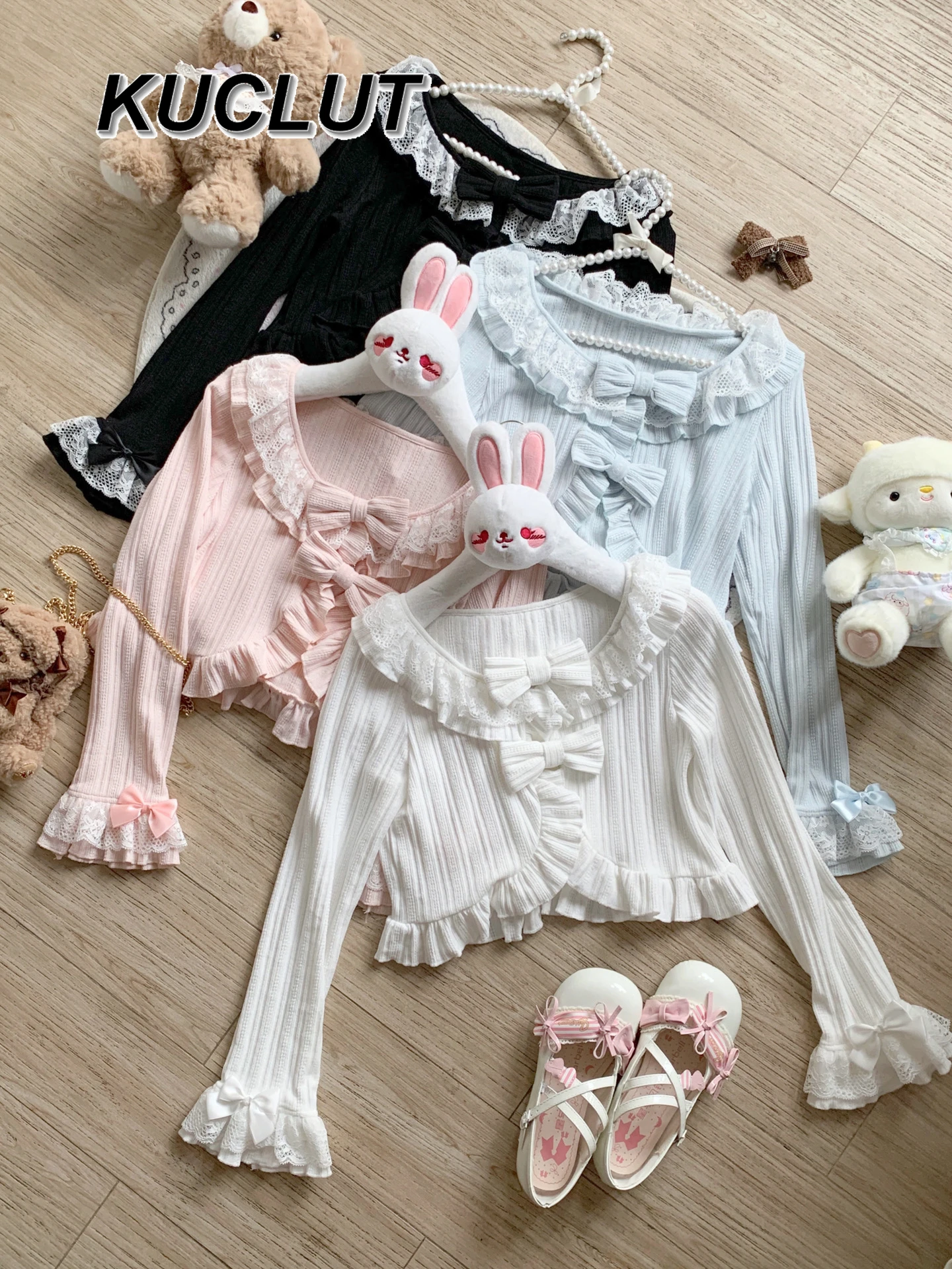 2025 Nieuwe Meisje Tops Lolita Stijl Boog Korte Gebreide Vest Jas voor Vrouwen Herfst Winter Mode Zoete en Leuke Gebreide Shirt