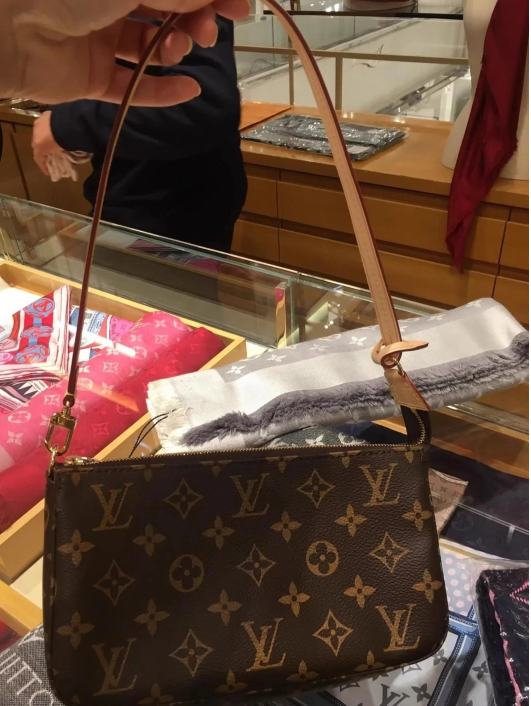 

Fine Leather oulder Strap for Small Crossbody Bags Mahjong Pattern Underarm Bag Belt Cusizable Length Leather Strap