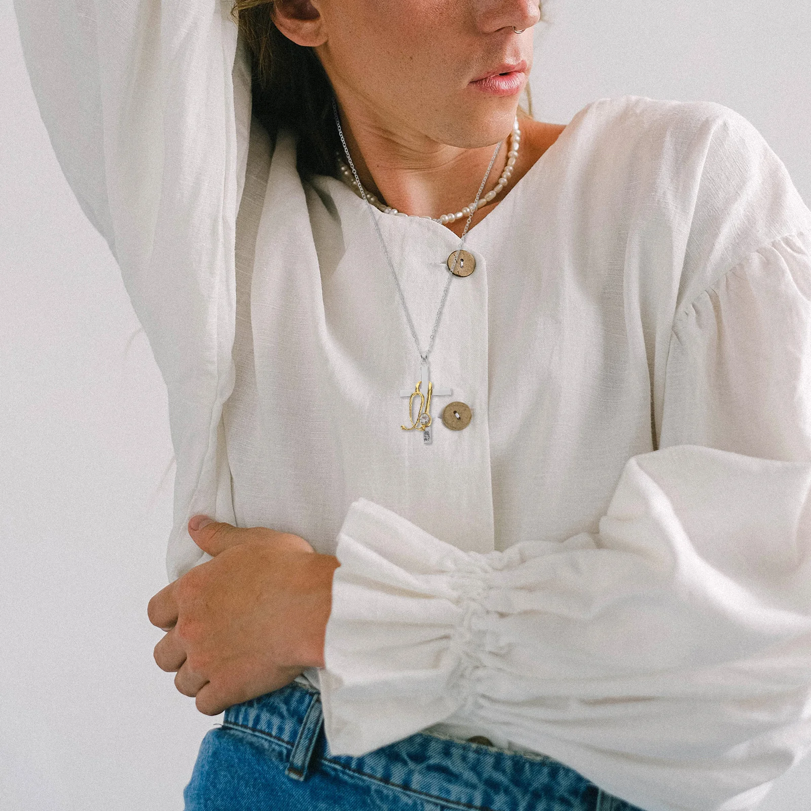 

Creative Crucifix Pendant Necklace Medical Symbol Nurse Doctor Graduation Gift Nursing Jewelry Appreciation Present