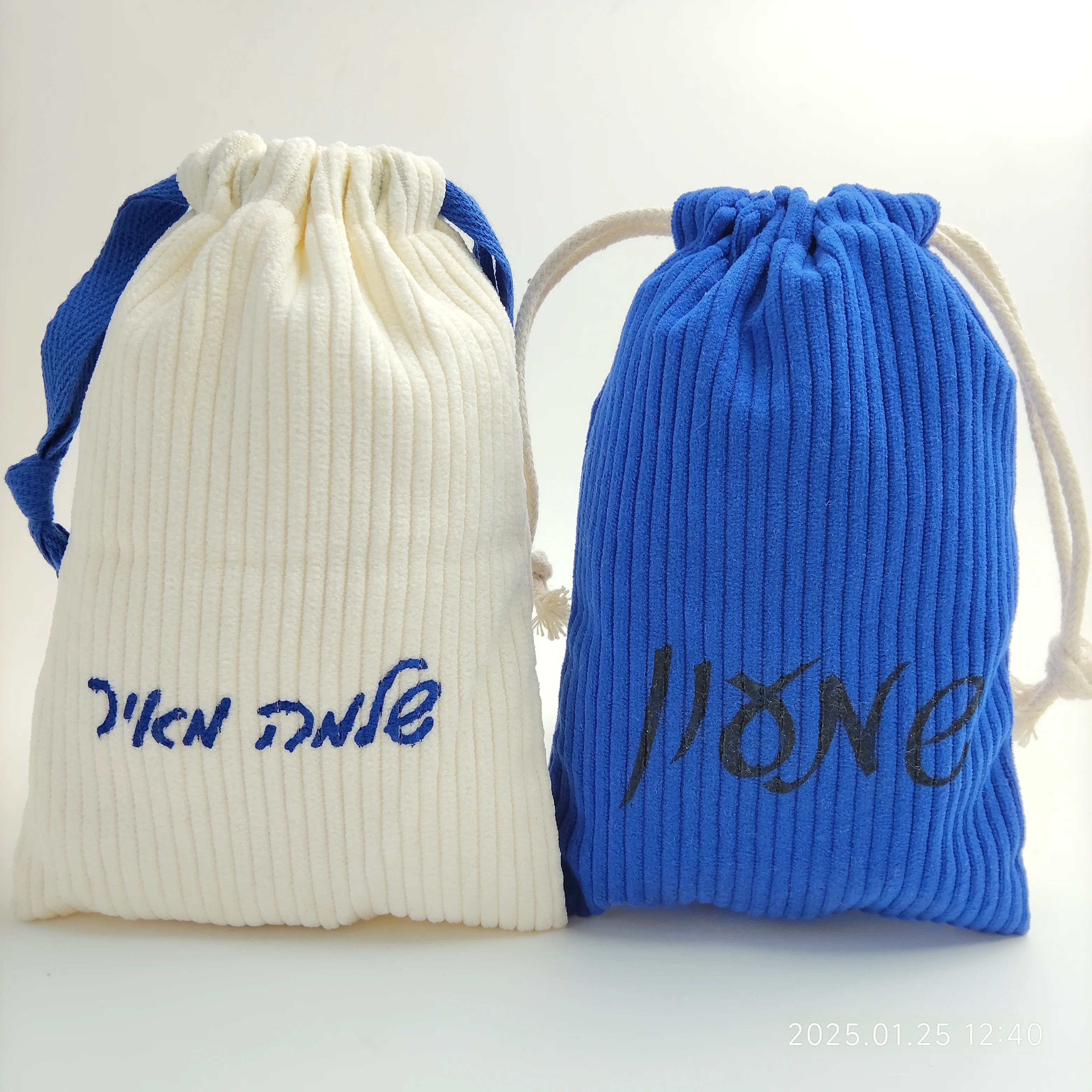 

Corduroy Storage Drawstring Bag with logo Cosmetic Lipstick Bag Purse Pendant Pouch Christmas Gift Candy Jewelry Organizer