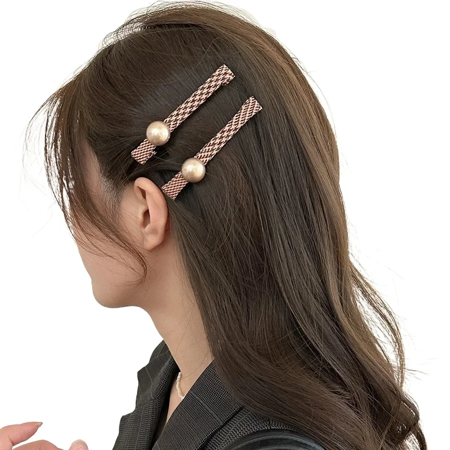 

Korean New Oval Gold Standard Imitation Shell Pearl Plaid Fabric Hairpin, Sweet And Cute Broken Hair Bangs Clip