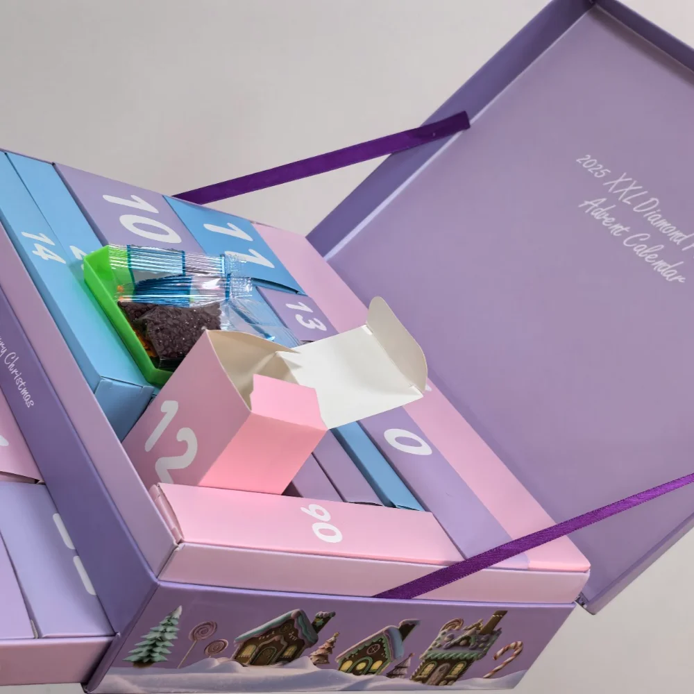 

2026 Christmas Advent Calendar Gift Box Diamond Painting 24 Days Countdown Calendar New Year Christmas Gifts