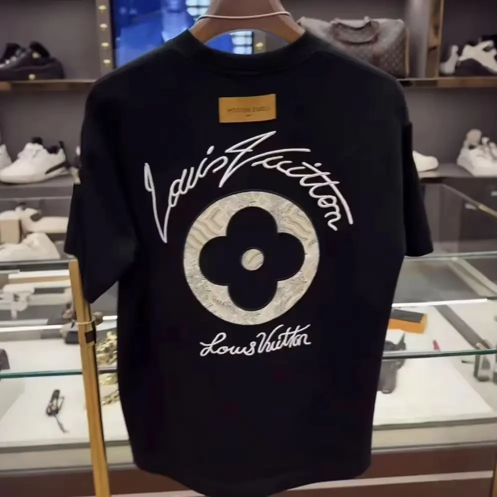 Camiseta masculina estampada de algodão puro com gola redonda e manga curta, uma nova camada de base solta de verão para estilo casual e legal masculino