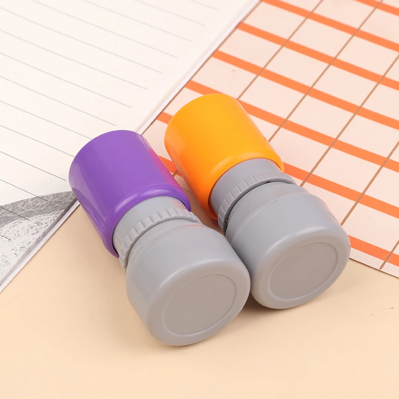 1 szt. Zabawny stempel z motywem kreskówkowym, stempel nagrody dla przedszkolaków, śmieszne pieczęcie, klasyczne pieczęcie nagrody, kreatywne zabawki nowości