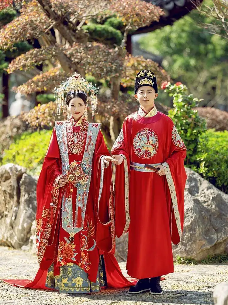 

Ming Dynasty Hanfu Wedding Attire, Bride's Ancient Chinese-style Bridal Dress, Wedding Gown, Bridal Crown And Veil, Full Set Of