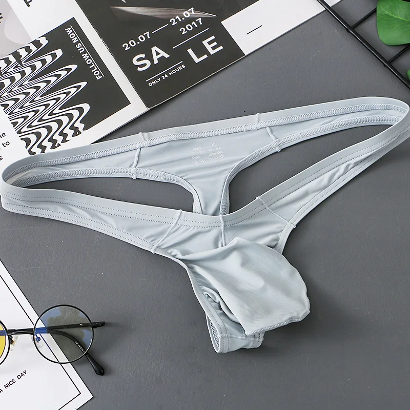 ملابس داخلية للرجال حقيبة كبيرة سراويل بيكيني على شكل أنف الفيل سراويل تحتية بلون واحد ملابس داخلية منخفضة الارتفاع من الحرير الجليدي
