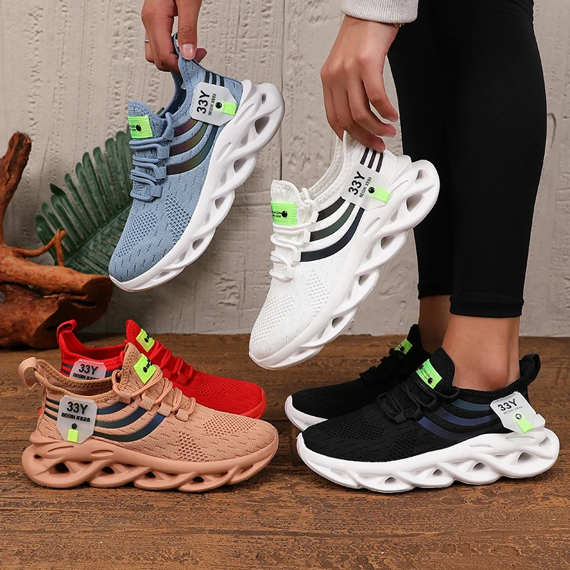 Men's and Women's Shock-absorbing Lace Up Training Shoes Mesh Low Cut Ankle Running Shoes Black and White Rebound Fitness Shoes