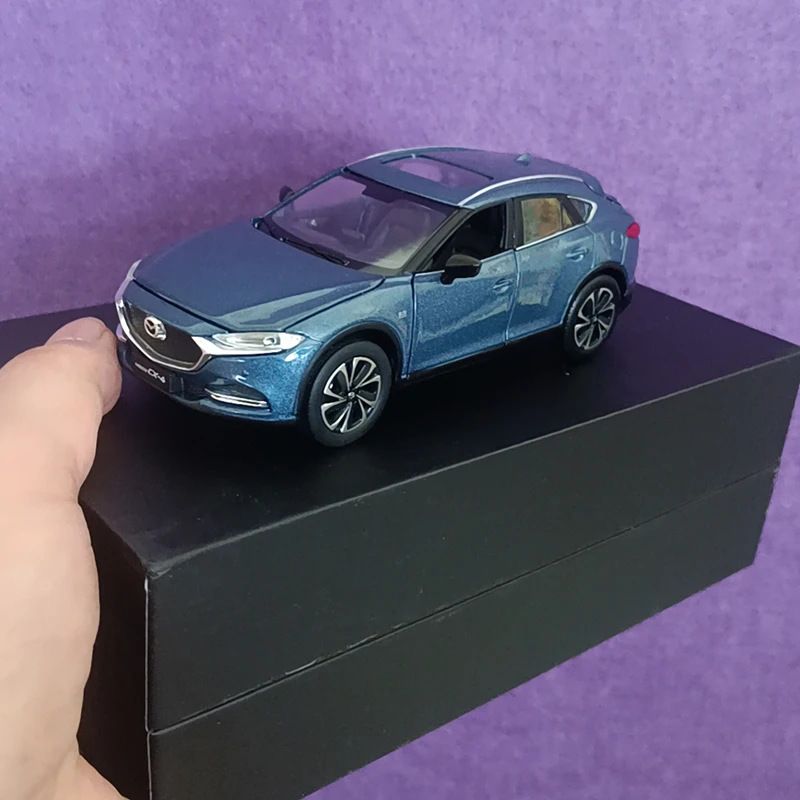 Diecast 1/32 Skala Mazda CX4 CX-4 Sammlung Legierung Auto Modell Souvenir Display Ornamente Fahrzeug Spielzeug