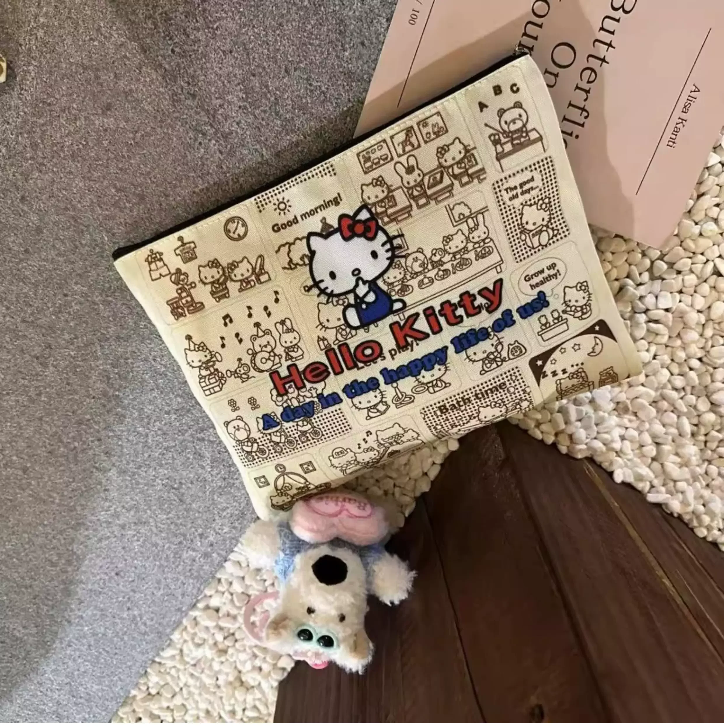 HelloKitty cartoon peripheral storage bag, super large capacity cosmetics storage bag view 5