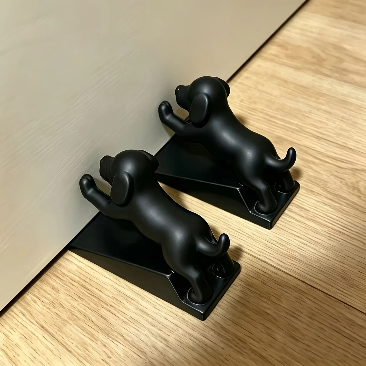 6/2-Piece Set of Creative Cute Dog-Shaped Door Stoppers, Black Non-Slip Door Wedges, Thickened Stable Windproof Door Stoppers, Home Door Bottom Anti-Collision Fixing Tool, Creative Cartoon Dog-Shaped Indoor Door Limiters, Halloween and Christmas Gifts