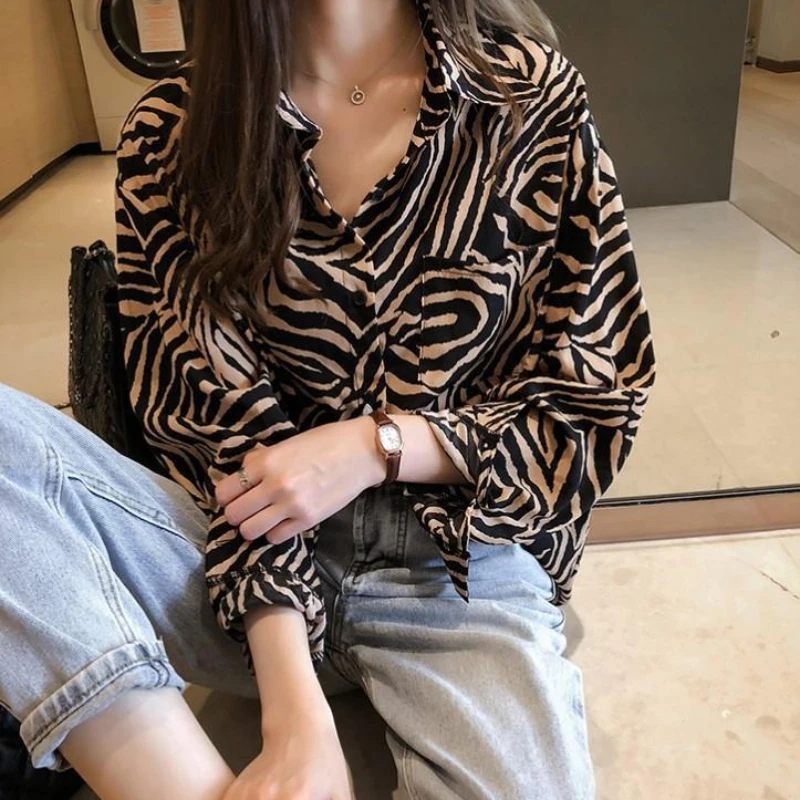 Long-sleeved Striped Shirt Women\'s Jacket Blouse 2024 Fashion Retro Zebra-stripe Turndown Collar Loose Shirts Blouses Women