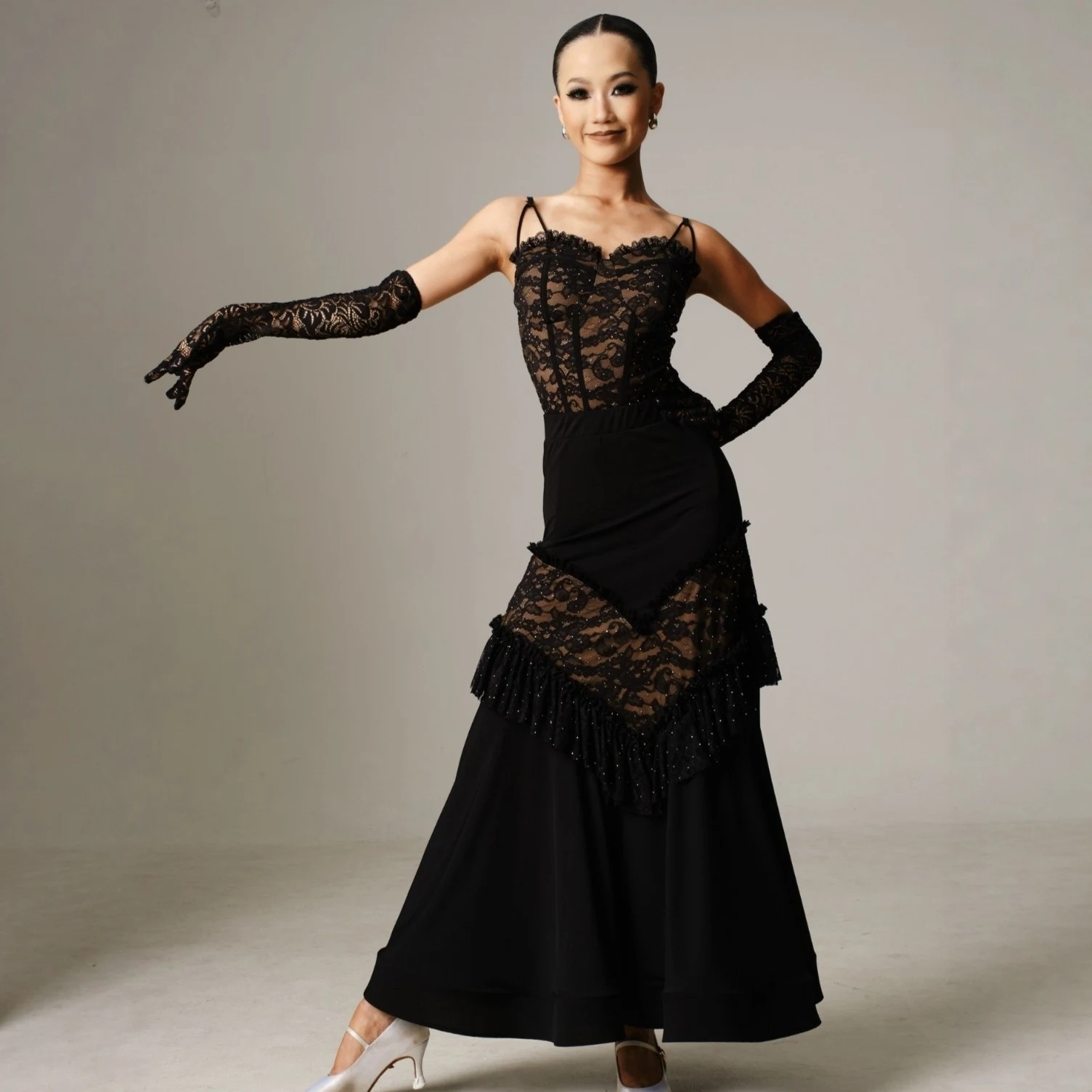 

Платье для бальных танцев 2026: черное кружевное топовое платье с оборками и юбкой для танго, для выступлений, DNV26145