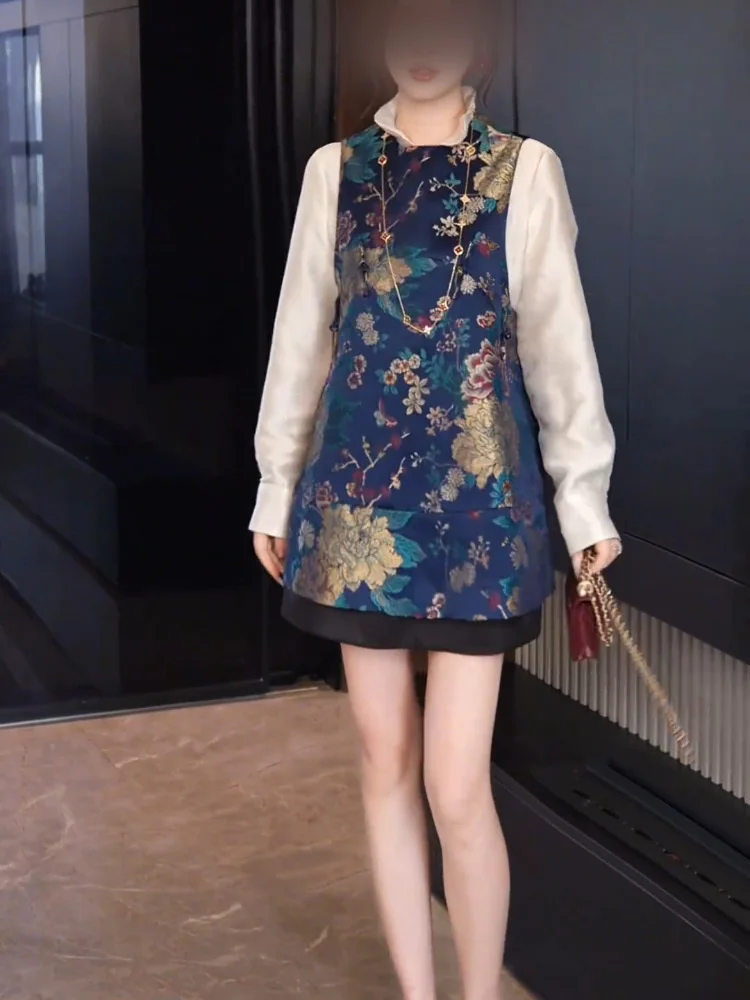 

Модный ретро-топ с вышивкой и круглым вырезом, свободного кроя, весна 2026, роскошный универсальный топ, стройнящий фигуру