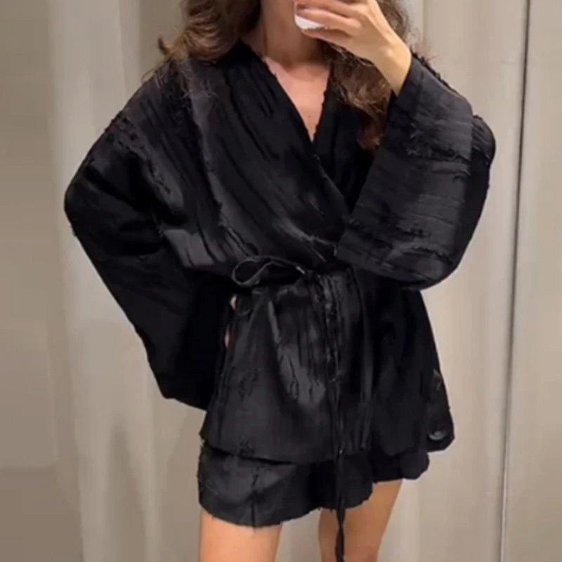 

Women Casual Long Sleeve Personalized Outfits Fashion Commuter Solid Color Loose 2Pc Suit Sexy V-neck Cardigan & Short Pant Set