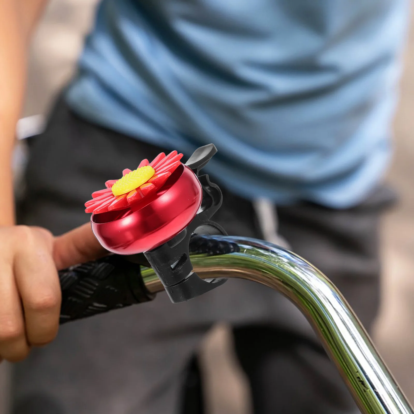 

Sunflower Bike Bell Kids Bicycle Accessories 22mm Handlebar Diameter Easy Install Lightweight Design Children Bike Ring