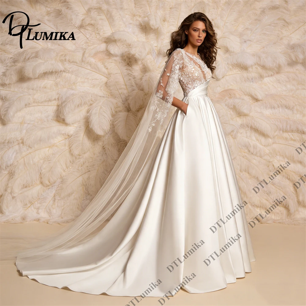 Asymmetrical Lace Satin Wedding Dress One-Shoulder Embroidered Bodice Bride Dress Urban City Hall Bridal Gown