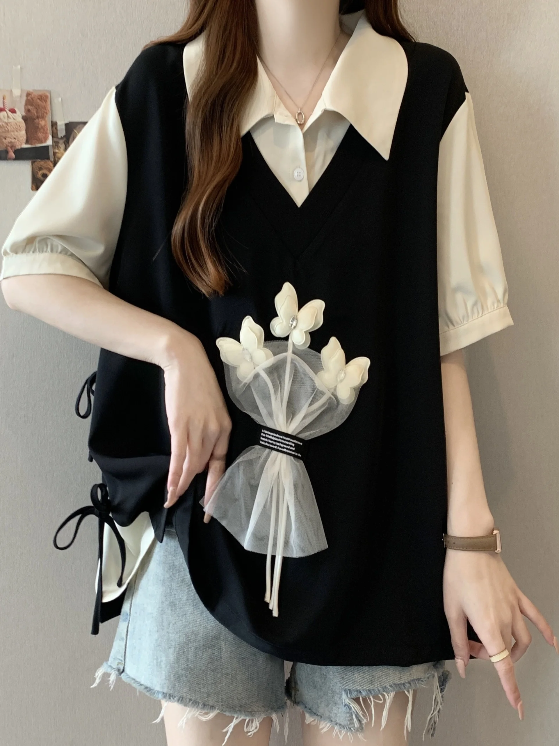

plus Size Neck Short Sleeve Shirt Women Summer Flattering Color Block 3D Flower Decorated Top Sweet Style Princess Fit