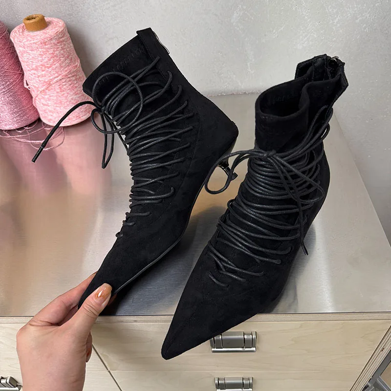 الرجعية الدانتيل يصل أشار تو حذاء من الجلد النساء الجلد المدبوغ كعب منخفض فساتين راقية قصيرة التمهيد السيدات جديد الخريف النساء الأحذية بوتاس Mujer