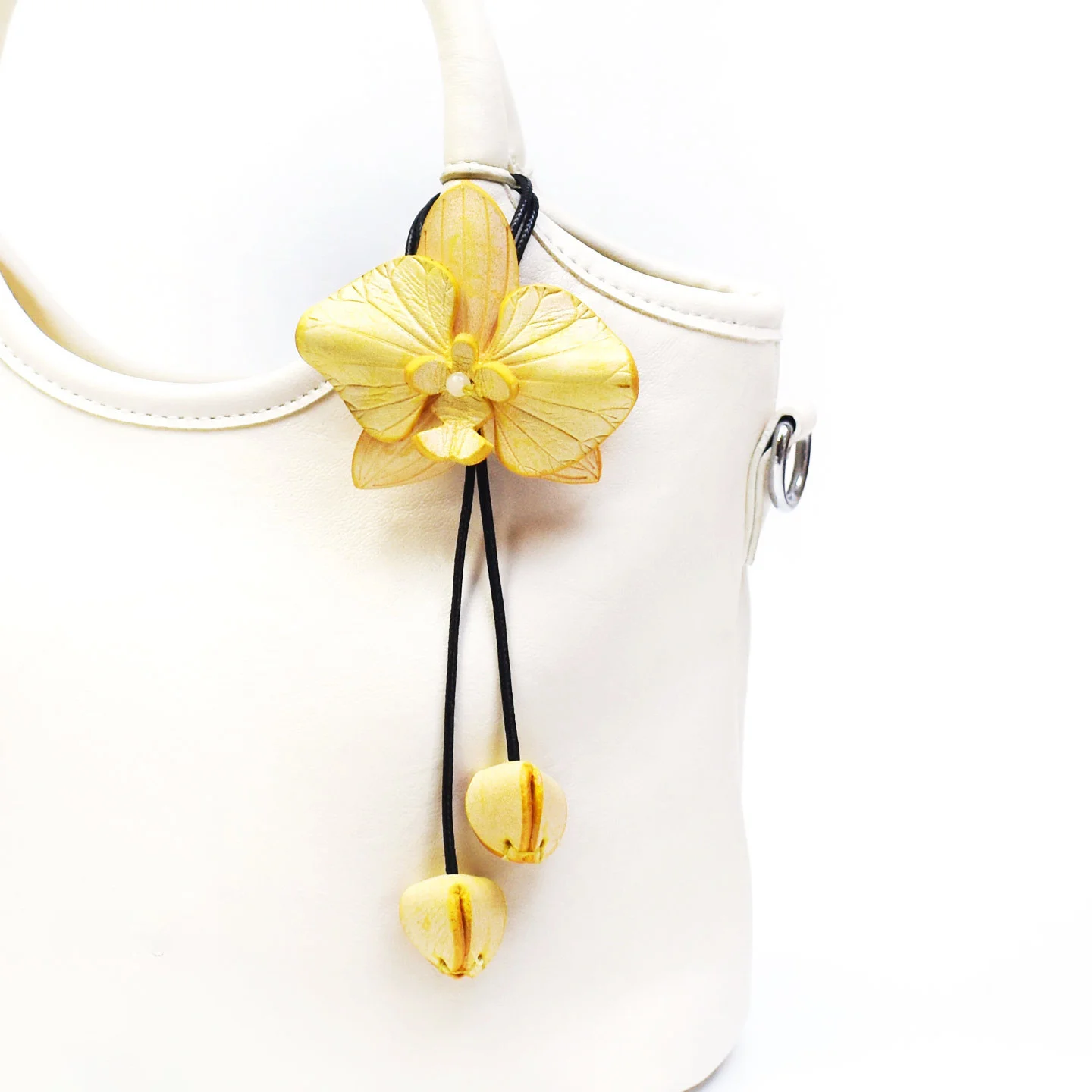 Antique Handmade Flower Pendant First Layer Cowhide Bag Pendant Luggage Accessory Car Pendant Handbook Bookmark Gift Bag Charm