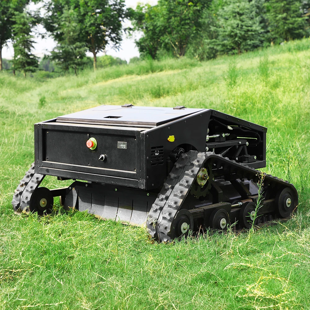 Tosaerba telecomandato di vendita calda. Camminare cingolato per una presa forte. Adatto per terreni complessi in giardini e frutteti.