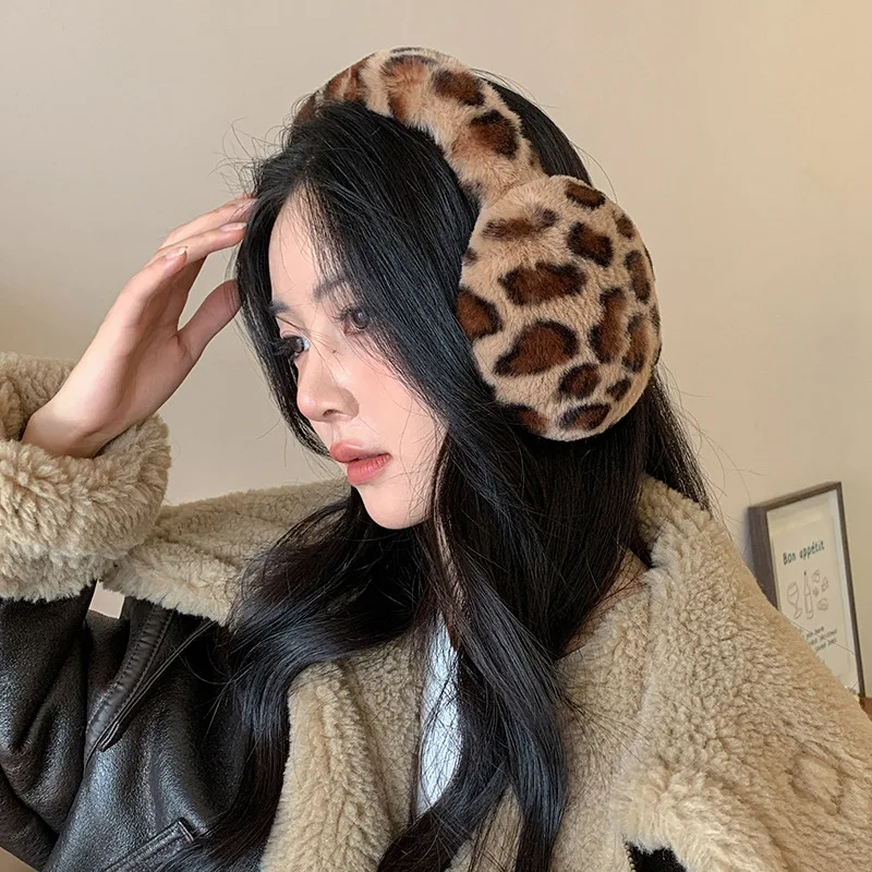 4-color Winter New Leopard Print Earmuffs Girls Fashion All-match Warm Outdoor Cold Protection Earmuffs Christmas Presents