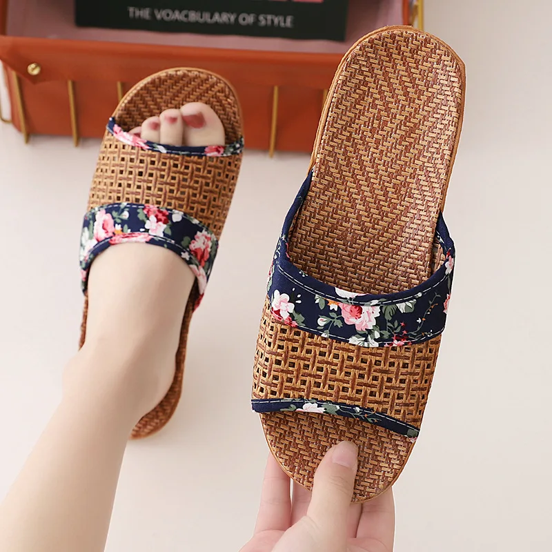 Couple Cane Slippers Spring Summer Shoes Non-Slip Breathable Women Men\'s Slippers Fashion Breathable Cool Flats Shoes Pantuflas