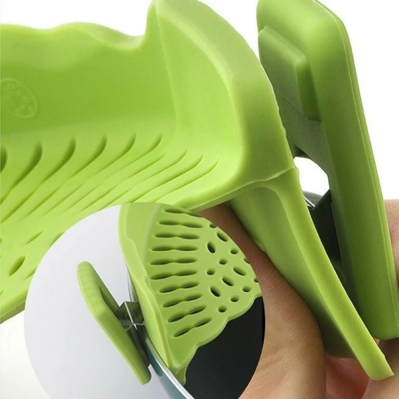 Silicone drain device with creative noodle and vegetable pouring filter, anti spill and leak baffle drain device image 5