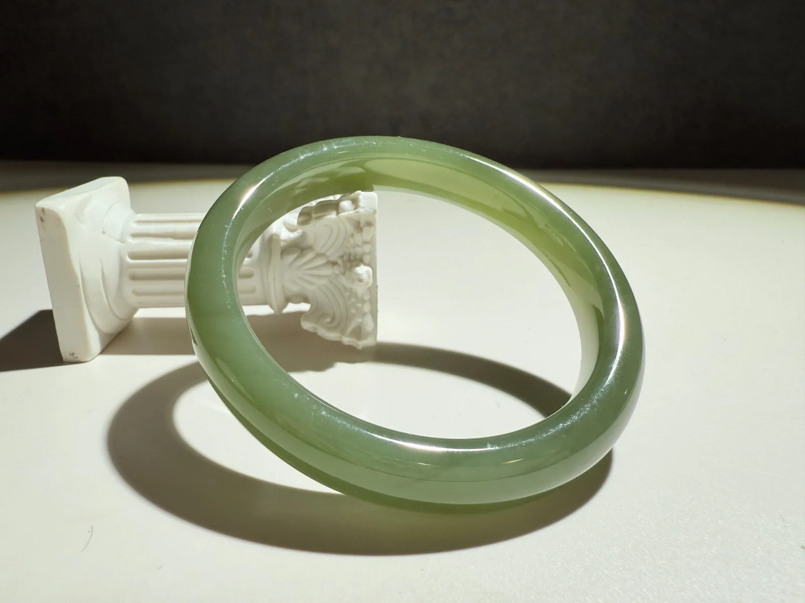 

52-64mm Oily Water Green Nephrite Bangle Bracelet
