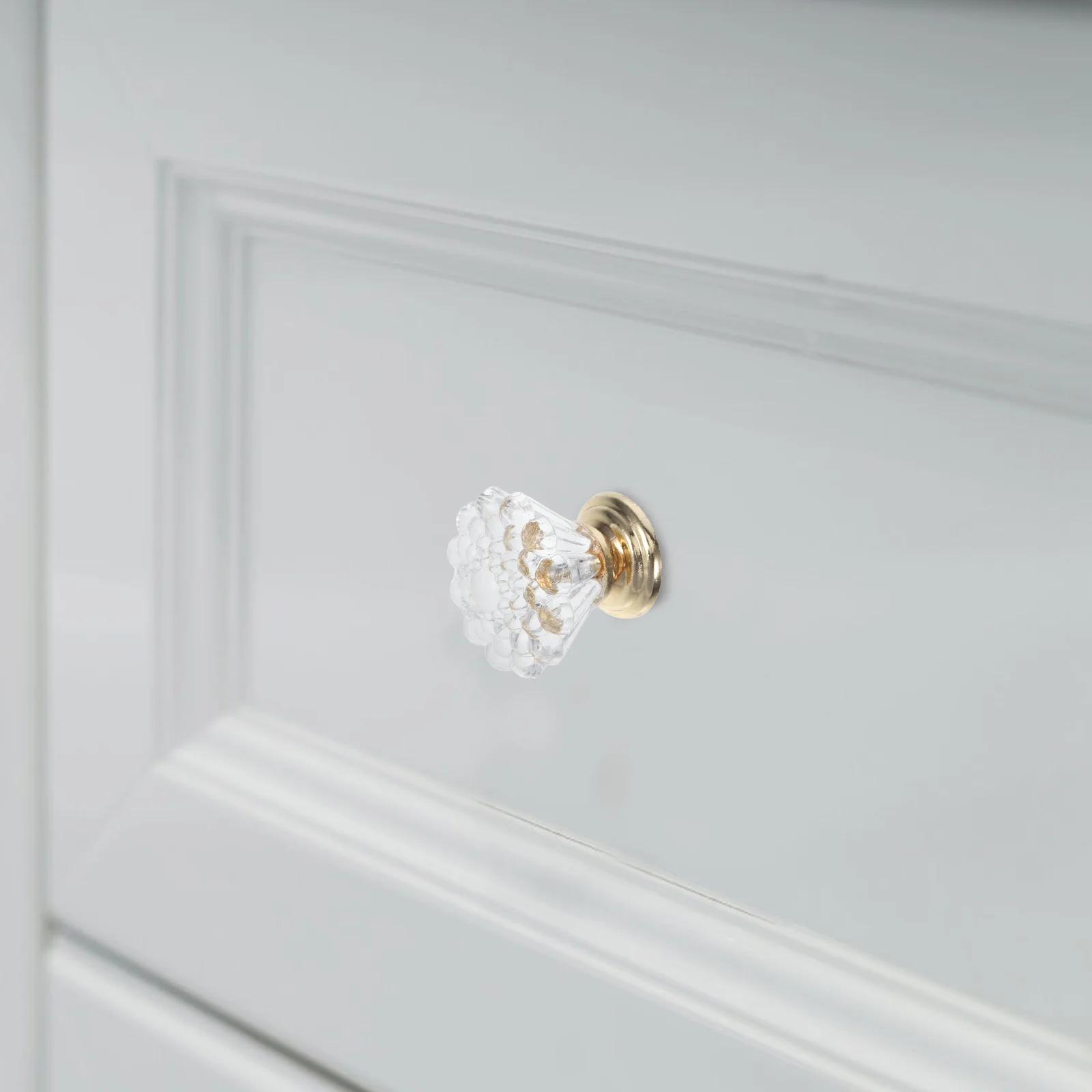 

10Pcs Crystal Drawer Pulls Acrylic Clear Knobs Decorative Single Hole Cabinet Handles for Dressers Kitchen Bathroom