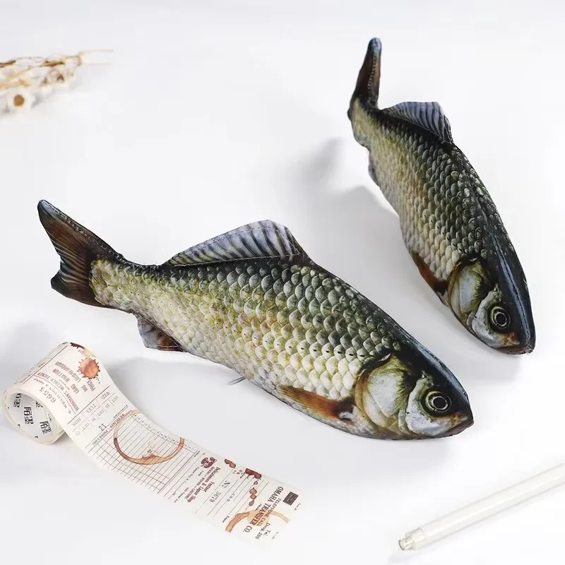 LUSQI Kotak Pensil Ritsleting Desain Ikan Realistis Kreatif Bentuk Ikan Mas Crucian, Kantong Penyimpanan Multi-Fungsi, Organizer Alat Tulis dan Koin