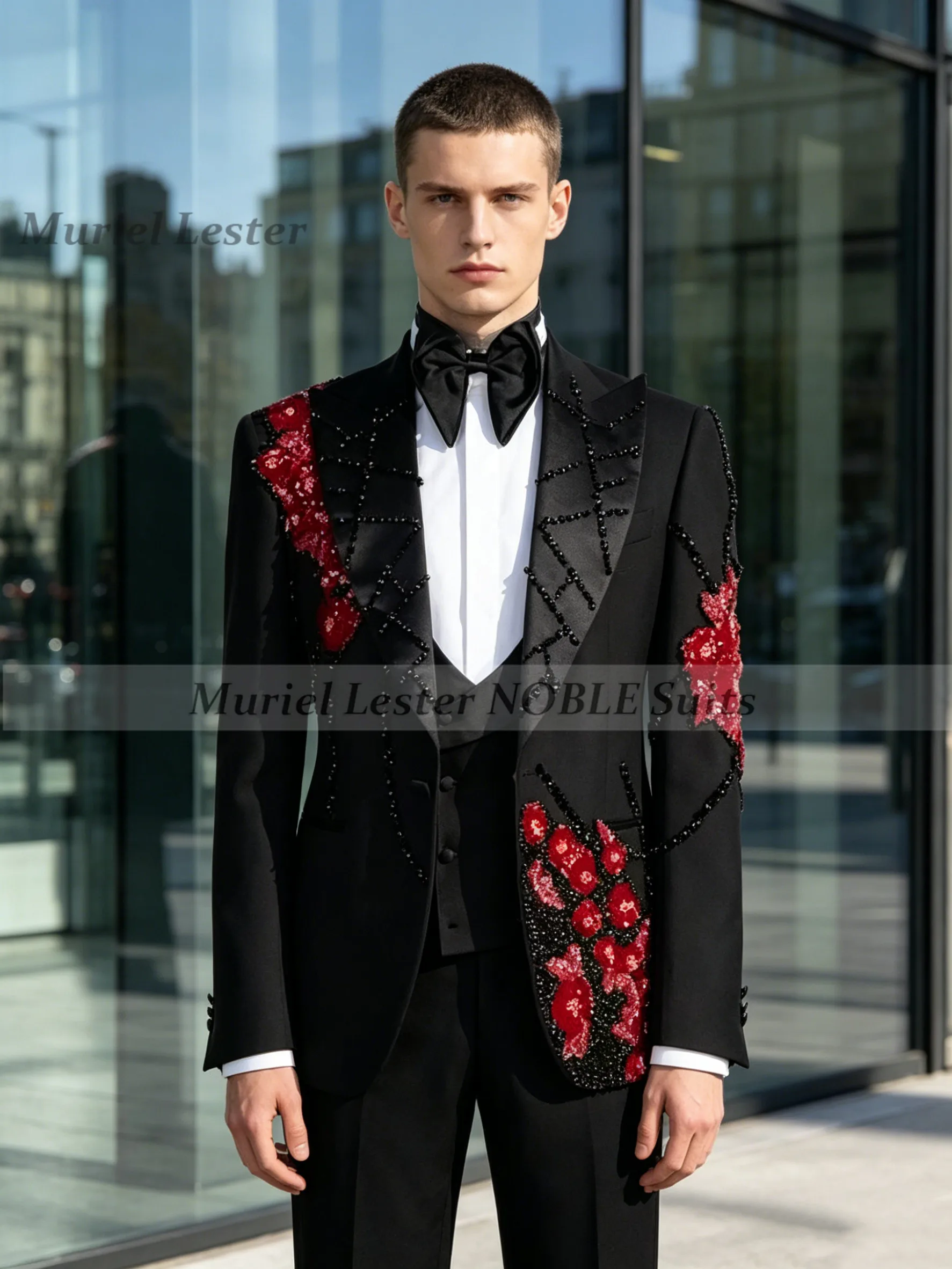 

Sparkly Crystals Beading Suits Men For Wedding Crystals Beading Prom Blazer Customized 3 Pieces Groom Tuxedos Terno Masculinos