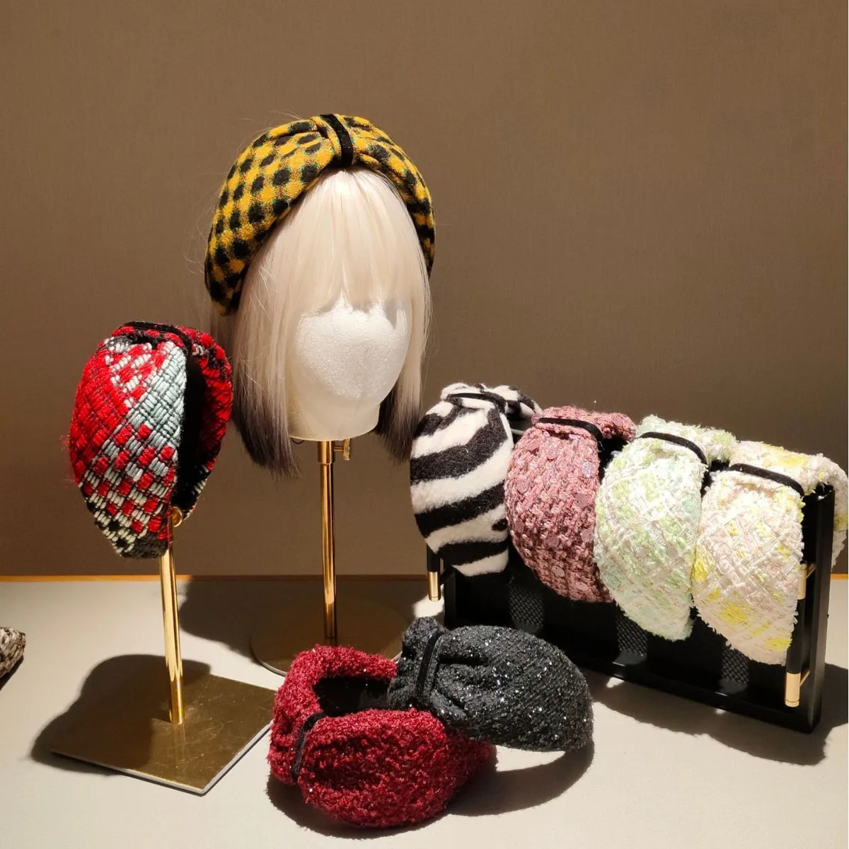 

Winter Wide Thick Wool Vintage Tweed Headband High-end Versatile Hair Accessory