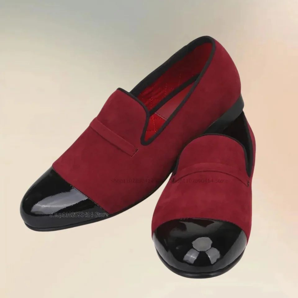 

Red Velvet with Black Patent Leather Toe Loafers Fashion Comfort Slip On Men Shoes Novel Handcraft Runway Feast Men Casual Shoes