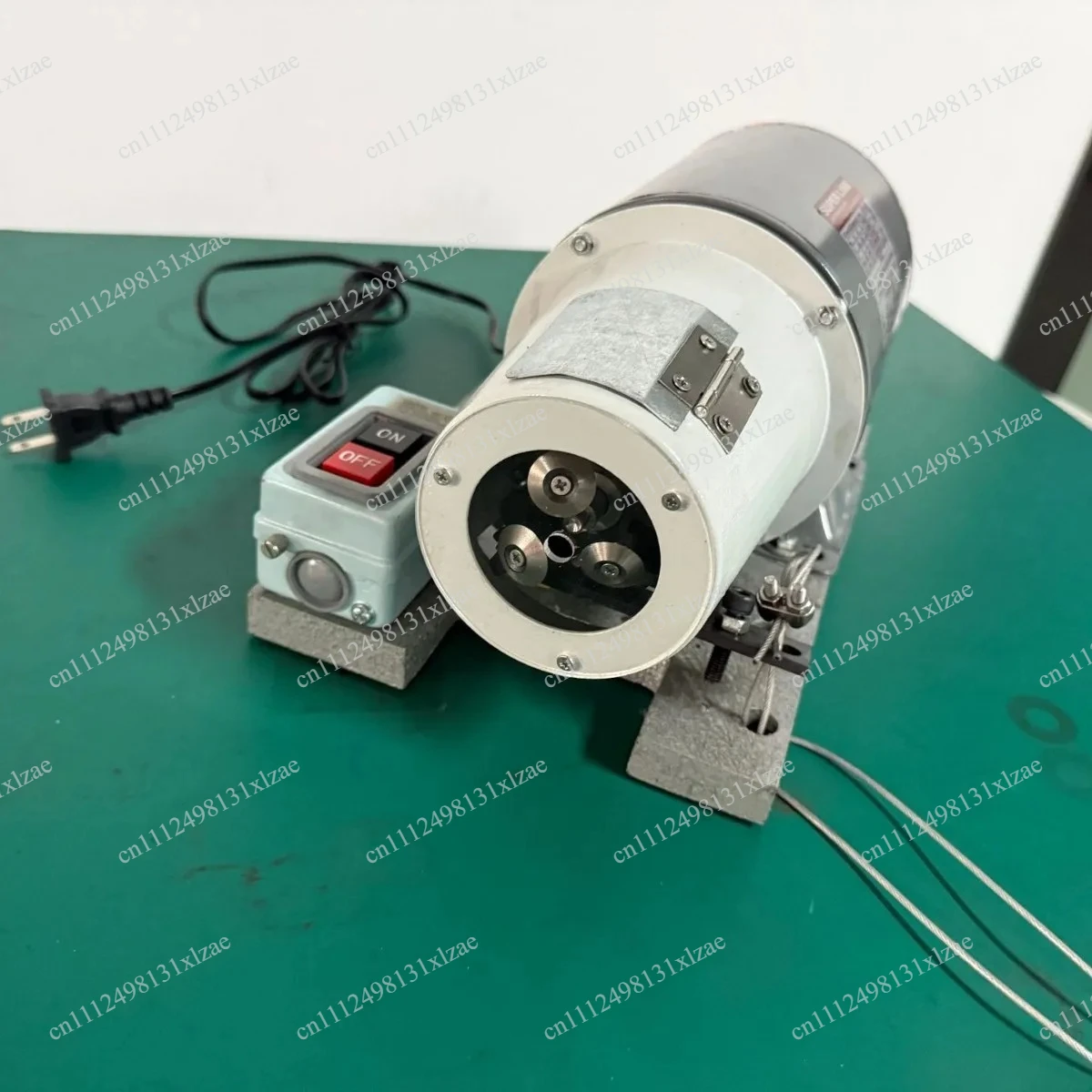 Semi-Strip Wire Twister, Automatic Stripping & Twisting Equipment for Rubber Wire, Multi-Core & Sheath Wire