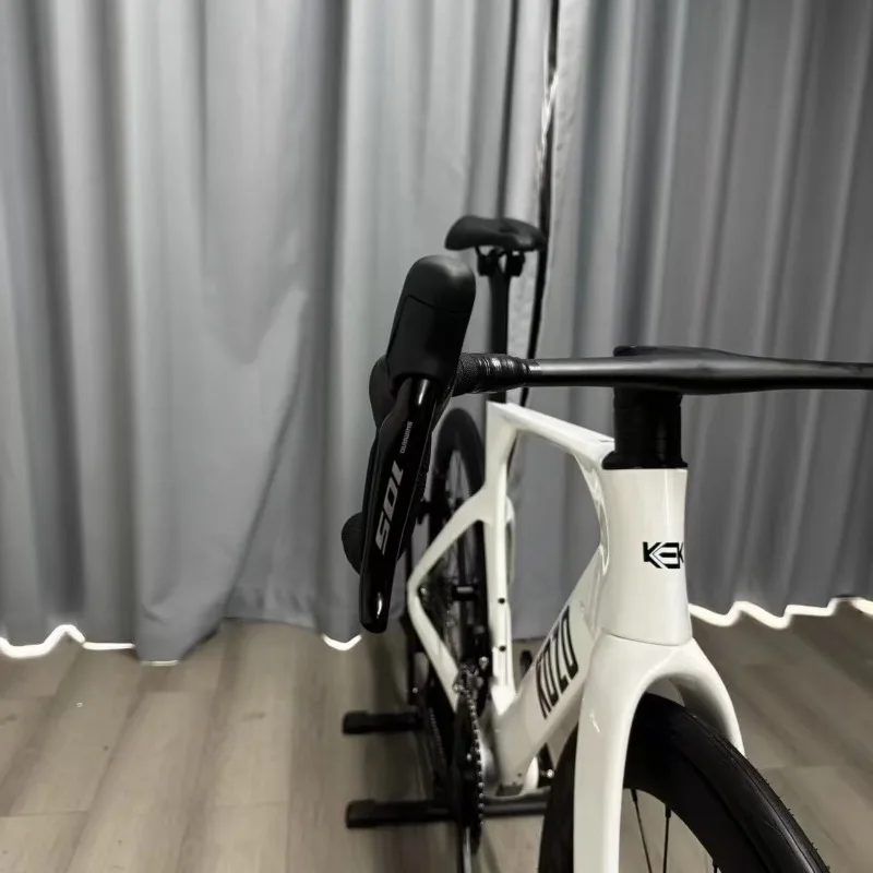 R7170 Di2 24 Speed Full Carbon Road Bike Carbon Wheels Integrated Handlebar Disc Brake T47 BB Professional Racing Bicycle Gear view 3