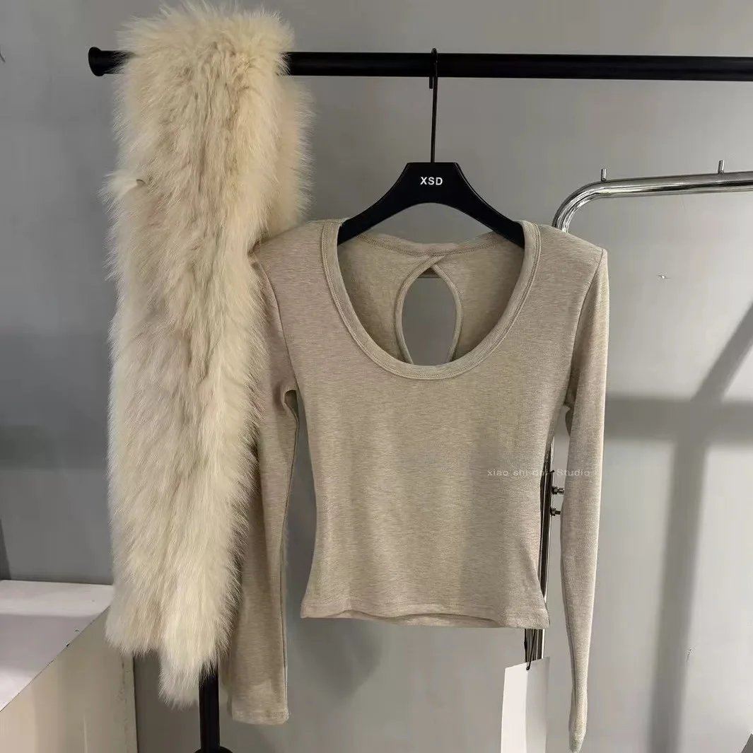 冬用レディース裏起毛スリムフィットTシャツ、中空デザイン、快適なコットン素材、ラウンドネック、柔らかく暖かいトップス