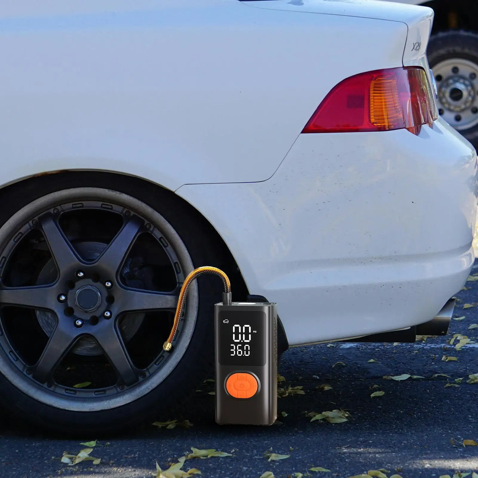 

Портативный воздушный насос, воздушный насос для автоматического накачивания шин с цифровым манометром, перезаряжаемый светильник для ремонта грузовиков, мотоцикла