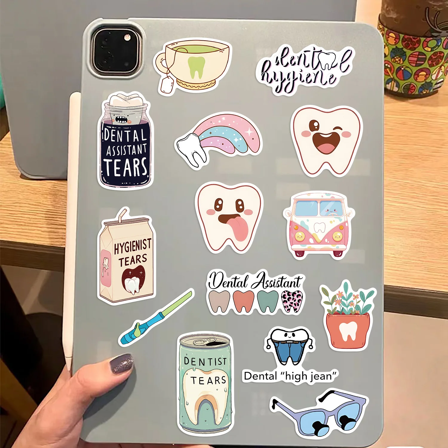 50Pcs Dental Stickers Dentist Scrapbook Graffiti Laptop DIY Dentist Store Health Luggage Cartoon Graffiti Exquisite Stickers